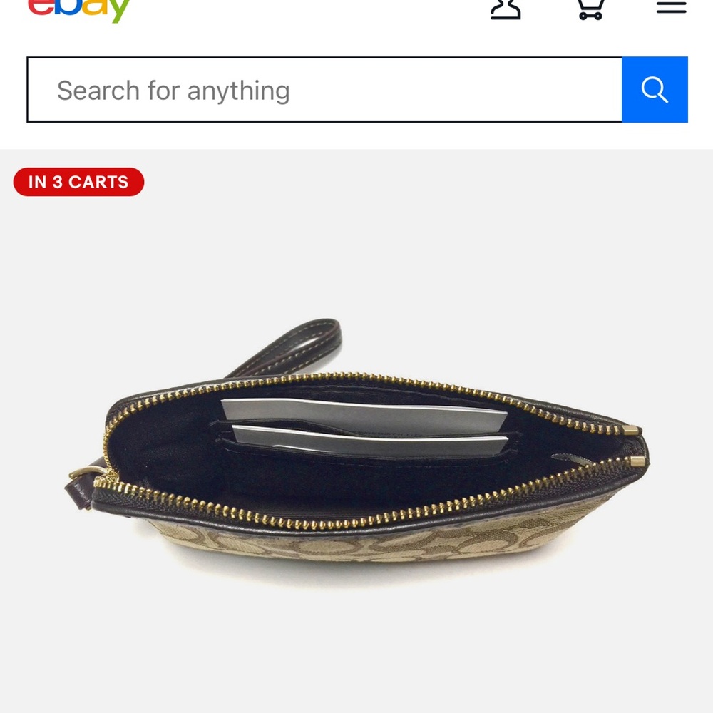 ✨ Coach Signature Wristlet - Picture 4 of 7